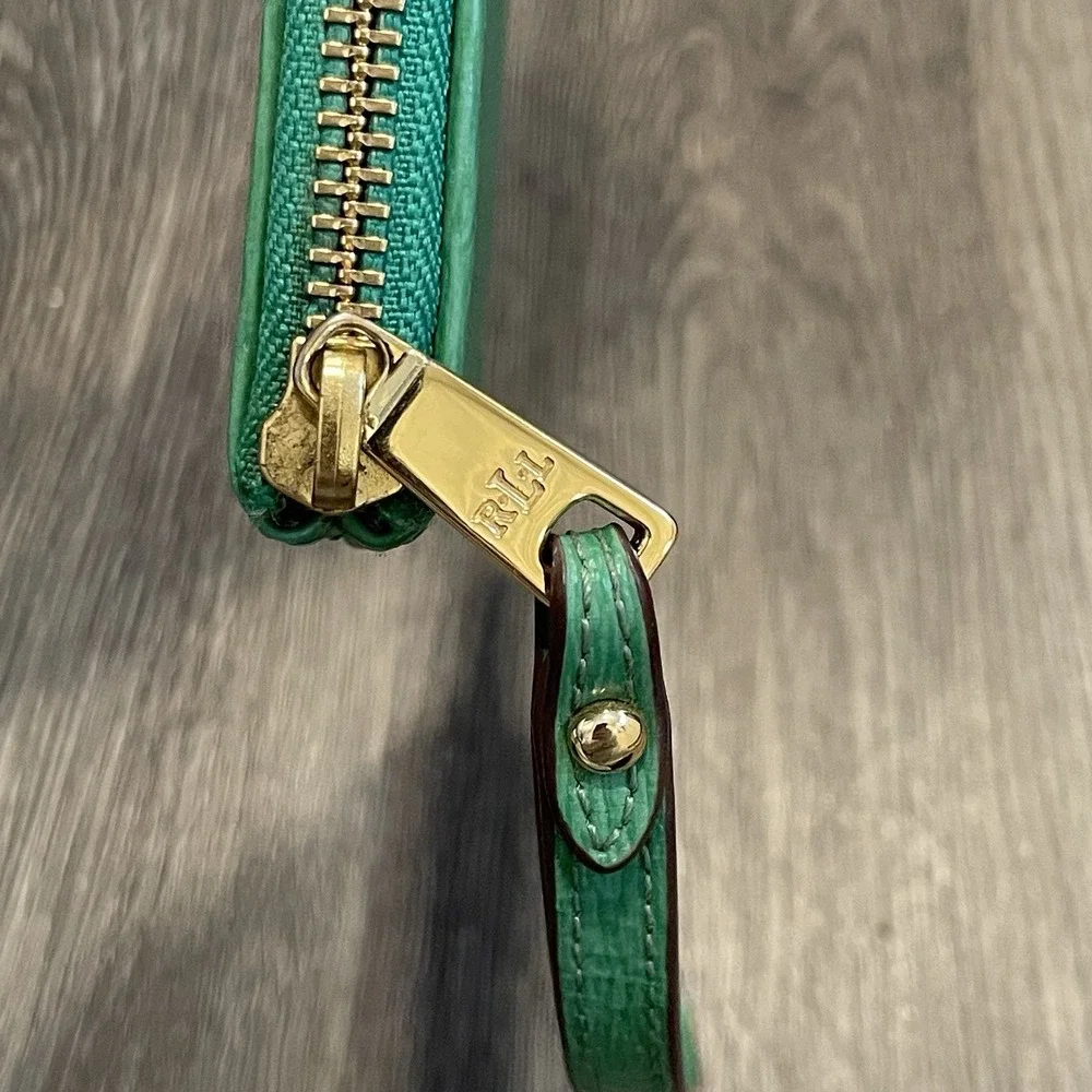 Lauren Ralph‎ Lauren Green Textured Leather Wristlet Gold Hardware Pouch Bag